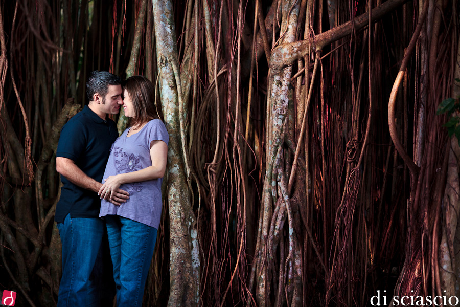 pregnancy photography of Javi and Marilyn Suarez in Miami, FL from Lisette and Alessandro Di Sciascio of Di Sciascio Photography, South Florida wedding photography from Fort Lauderdale wedding photographers.