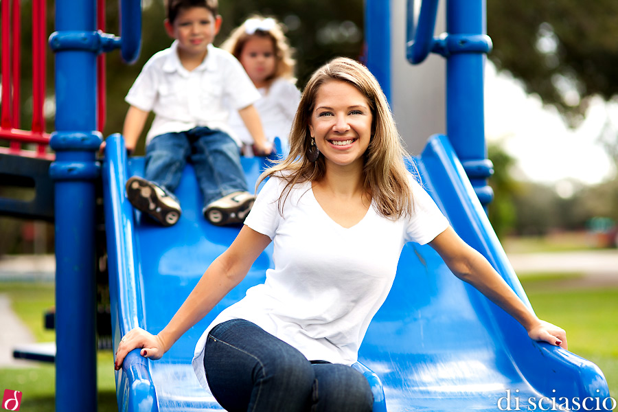 family photography of Pete and Melissa Kanenbley in Davie, FL from Lisette and Alessandro Di Sciascio of Di Sciascio Photography, South Florida wedding photography from Fort Lauderdale wedding photographers.